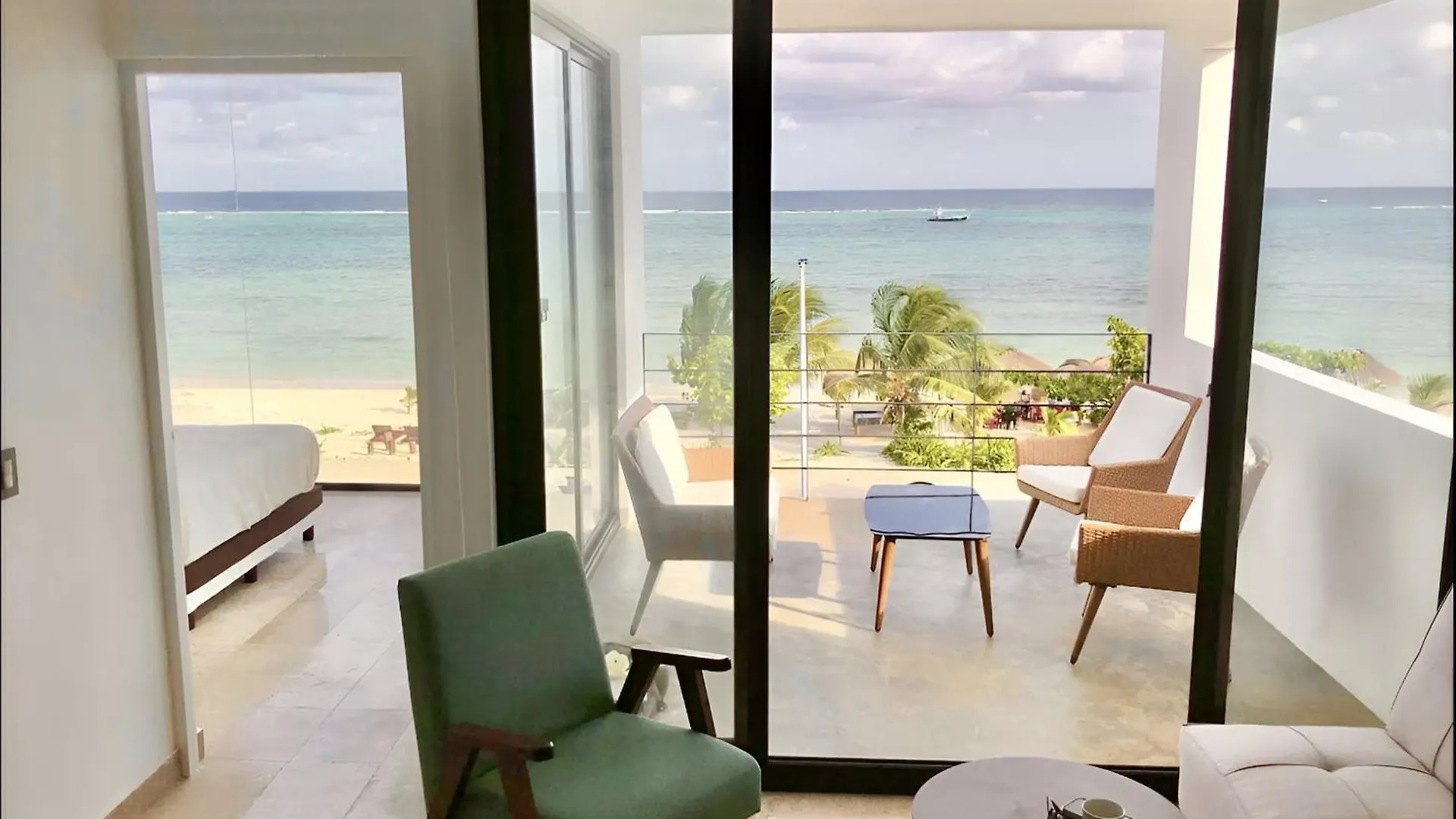 Oceanfront Bliss At Azul Azul Mahahual Lejlighed