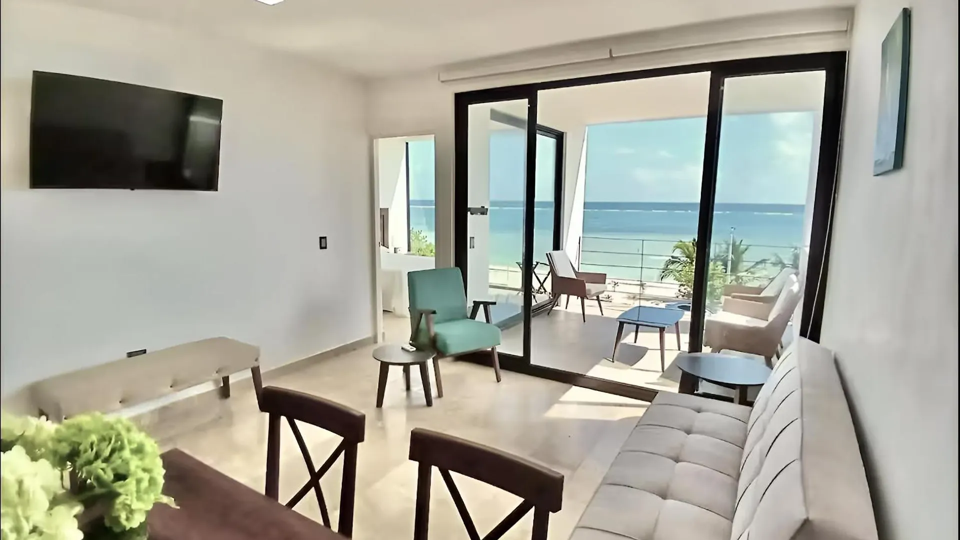 Oceanfront Bliss At Azul Azul Mahahual Lejlighed